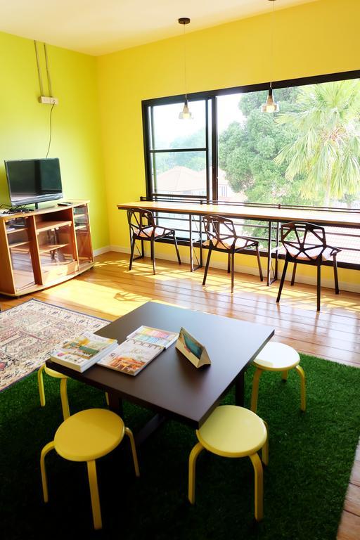 Green House At Trang Guesthouse Exterior photo