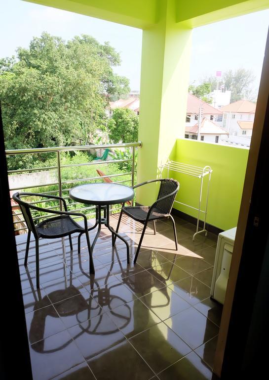 Green House At Trang Guesthouse Exterior photo