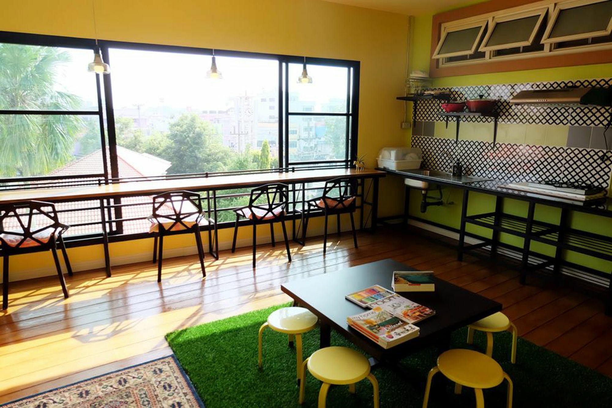 Green House At Trang Guesthouse Exterior photo
