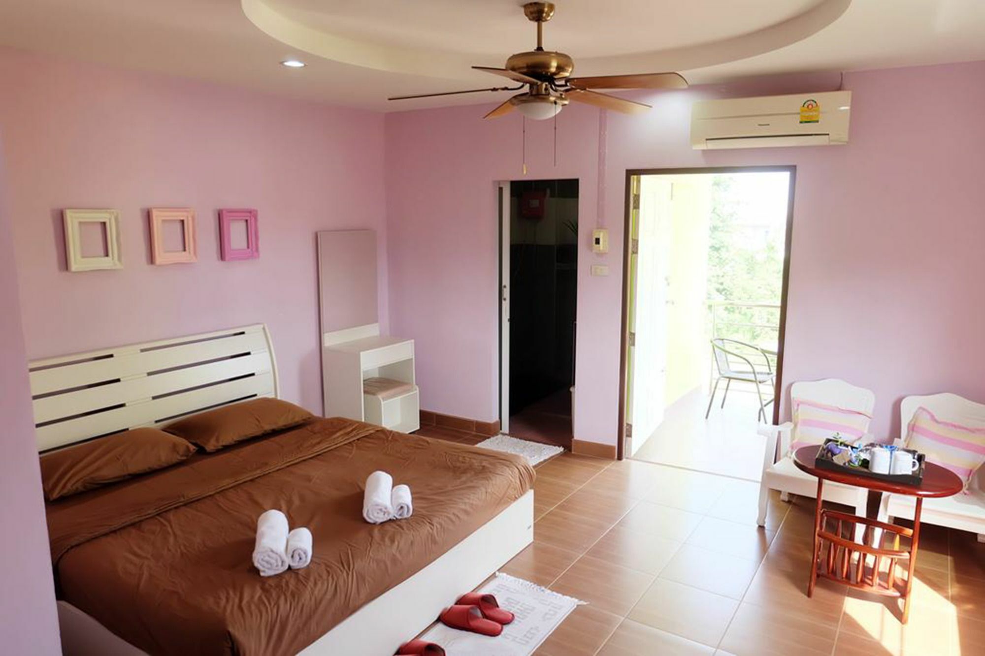 Green House At Trang Guesthouse Exterior photo